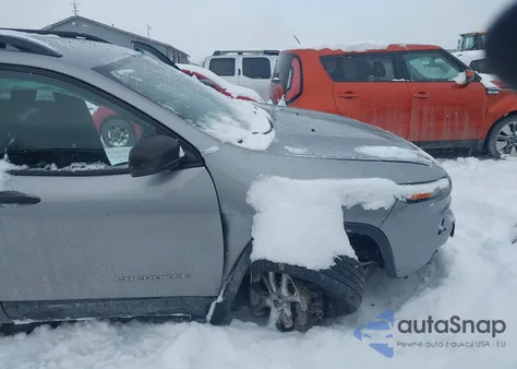 2016 Jeep Cherokee Sport from USA, damaged, VIN 1C4PJMAB8GW241881